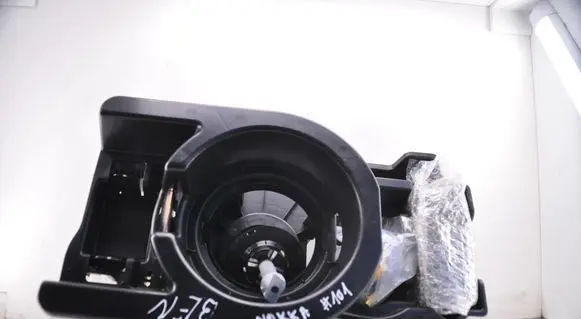 Opel Mokka B Spare wheel section trim 9818867680