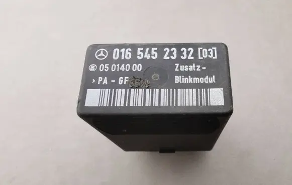 Mercedes-Benz S W220 Other relay 0165452332 05014000