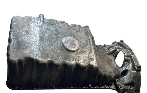 Mercedes-Benz Sprinter W901 W902 W903 W904 Oil sump R6010142102