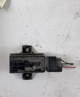 Jeep Compass Tire pressure sensor A001827510103 M3N65982801