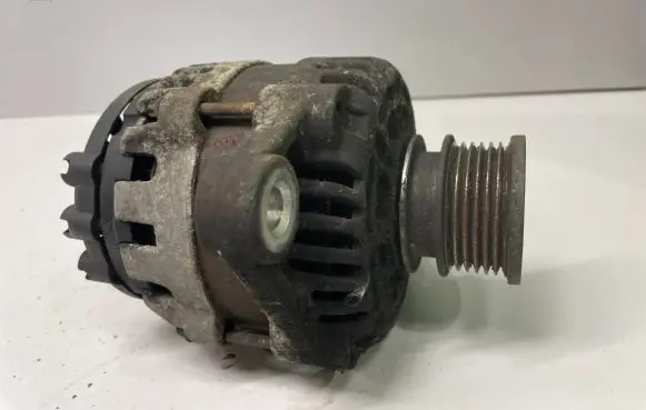 Opel Insignia A Generator/alternator 13502583