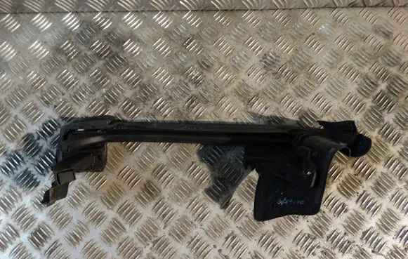 BMW M4 F82 F83 Fender foam support/seal 