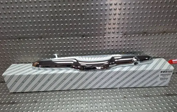 Fiat 500 Trunk door license plate light bar S26337895 0735516207