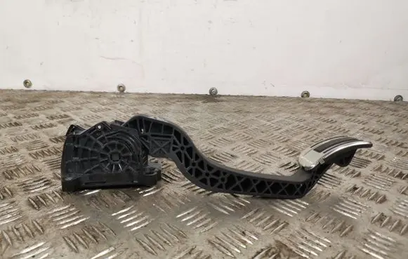 Peugeot 508 Accelerator throttle pedal 3029261 86ET38 86ET383029261