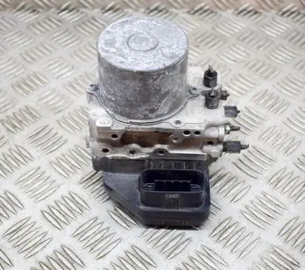 Mazda 6 ABS Pump GHR1437A0 1338000660