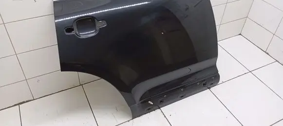Porsche Cayenne (9PA) Rear door