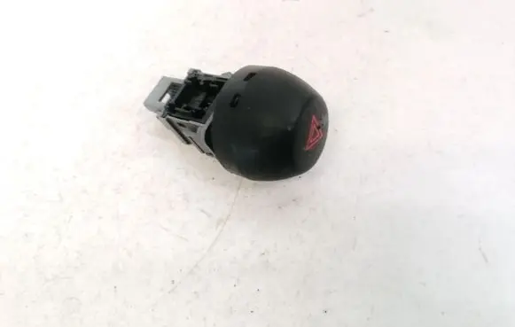 Toyota RAV 4 (XA30) Hazard light switch 15B060