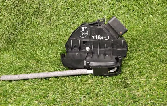 Ford Focus C-MAX Rear door lock AM5AR26412CE