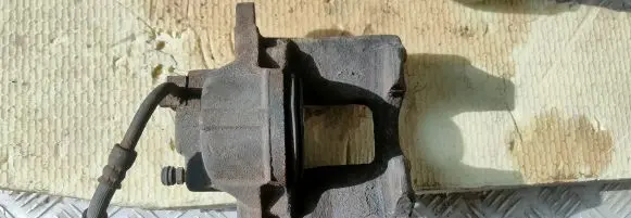 Chrysler Grand Voyager V Front brake caliper