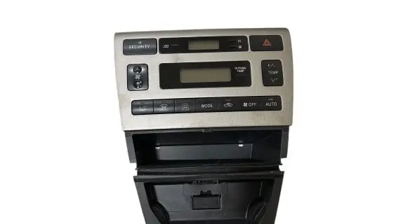 Toyota Corolla E120 E130 Climate control unit 5593013040