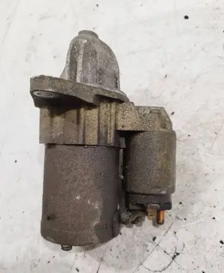 Subaru Legacy Starter motor M000T20175 23300AA570