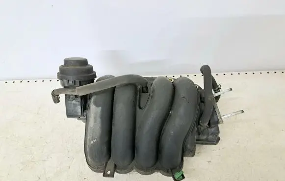 Honda FR-V Intake manifold