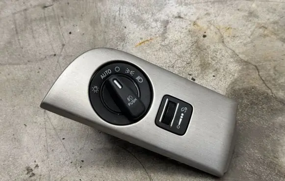 Dodge Durango III Light switch 56046258AD