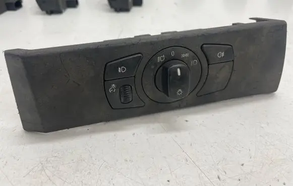 BMW 5 E60 E61 Light switch 6953735