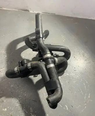 Audi Q7 4M Engine coolant pipe/hose 4G0121140S