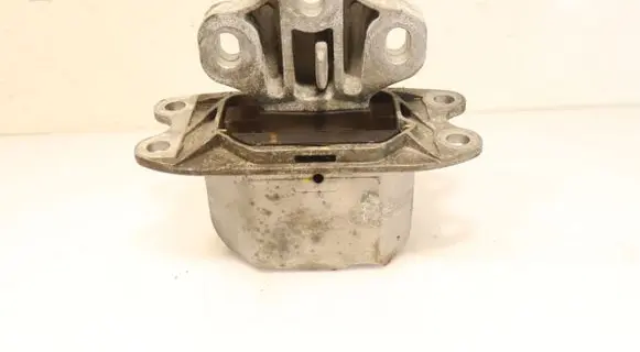 BMW X1 F48 F49 Gearbox mounting bracket