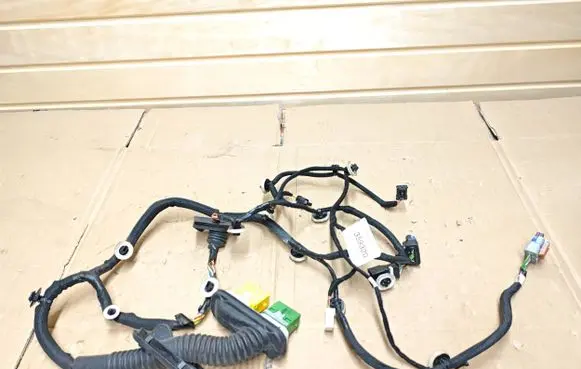 Opel Corsa F Front door wiring loom 9835932080