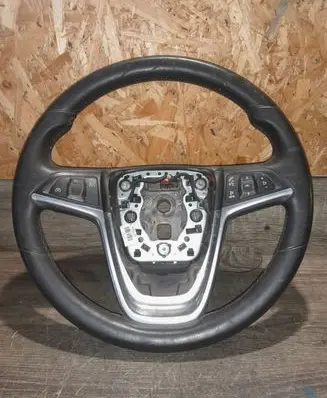 Opel Insignia A Steering wheel 6091702