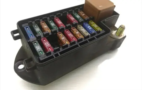 Jaguar XJ X308 Fuse module LNE2800AA 518000005