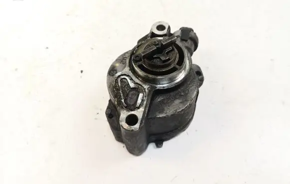 Mazda 3 II Vacuum pump 01562B1405W