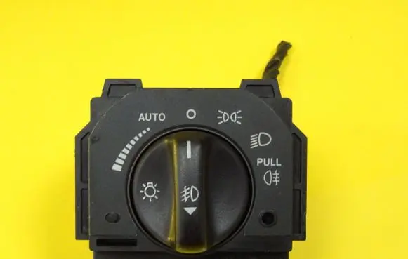 Jaguar S-Type Light switch XR8311654
