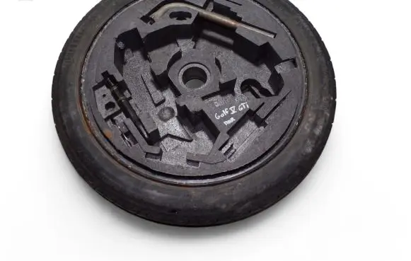 Volkswagen Golf V R18 spare wheel 1K0601027B