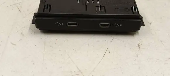 Cupra Leon USB socket connector 5NA035736