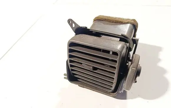 Mitsubishi Space Star Dash center air vent grill MR772176