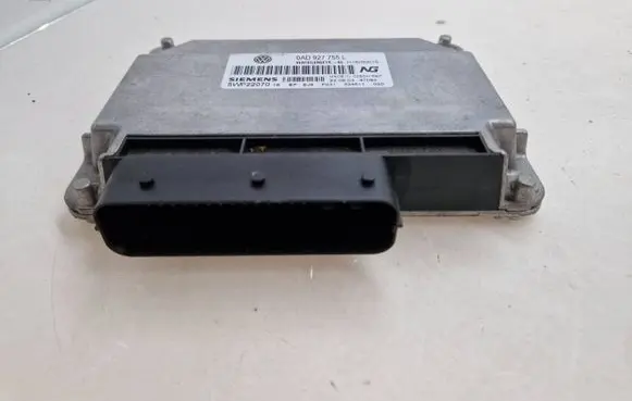 Volkswagen Touareg I Gearbox control unit/module 0AD927755L 5WP22070