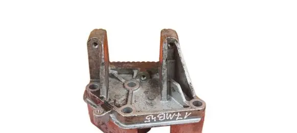 Renault Master II Engine mounting bracket 7700312867 G9U720