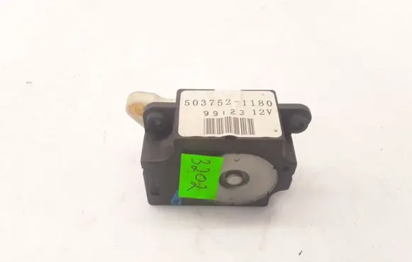 Renault Koleos I Air flap motor/actuator 5037521180