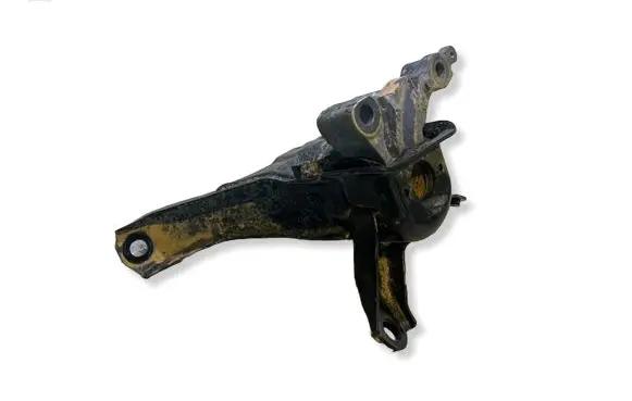 Toyota C-HR I Engine mount bracket 