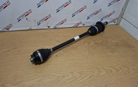 Rear driveshaft