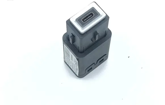 Jeep Avenger USB socket connector 98380610VV