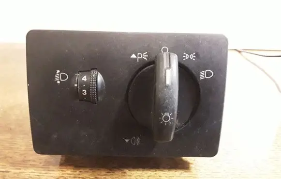 Ford Focus Light switch 4M5T13A024FA