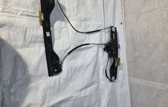 Opel Adam Front door window regulator with motor 966436201