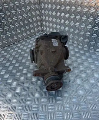 BMW 3 E90 E91 Rear differential 7519941 89050706015813909 EAJ17S373