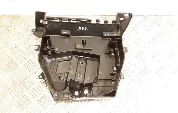Volvo XC40 Other engine bay part 31450239