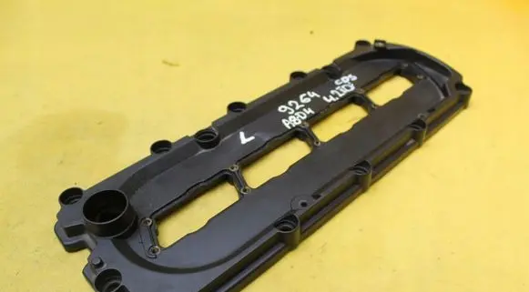 Audi A8 S8 D4 4H Rocker cam cover 