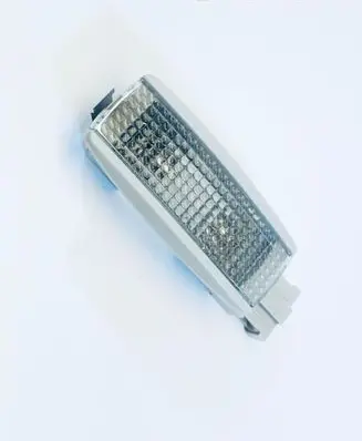 Volkswagen PASSAT B6 Rear seat light 3B0947113