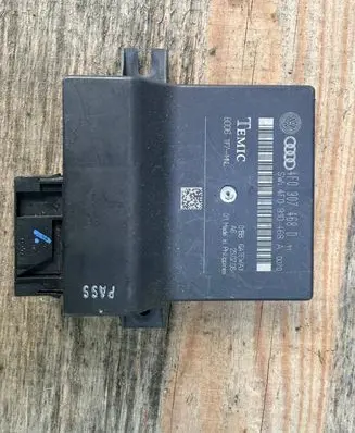 Audi A6 S6 C6 4F Gateway control module 4F0907468D