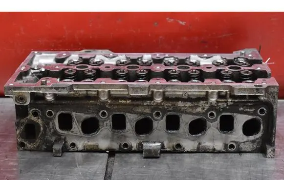 Opel Astra H Engine head 55188595