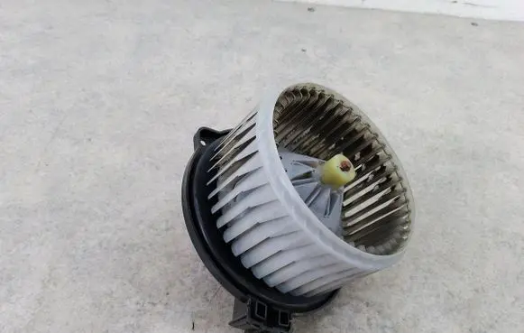 Subaru Outback Heater fan/blower 2727000222DENSO