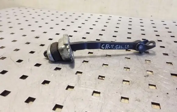 Honda CR-V Rear door check strap stopper