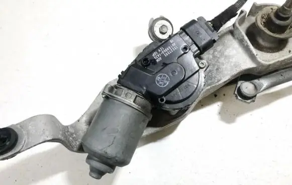 Opel Insignia A Wiper motor 13227393 av159060-1425