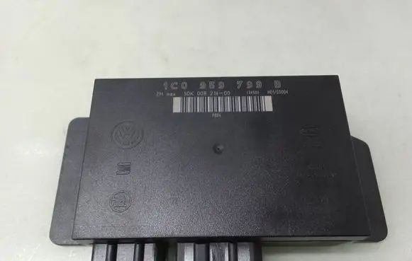 Volkswagen PASSAT B5.5 Comfort/convenience module 1C0959799B