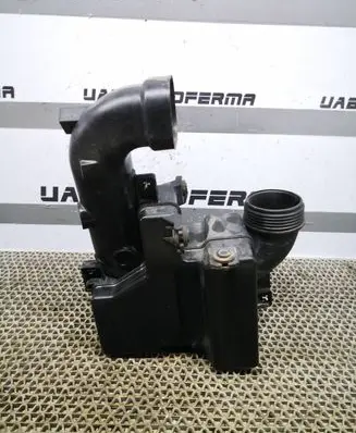 Hyundai i40 Intake resonator 282203Z300 281903Z300
