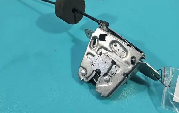 Mercedes-Benz GL X166 Tailgate/trunk/boot lock/catch/latch A2047400735 IMPRK1575701