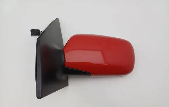 Toyota Yaris Front door electric wing mirror E1010673