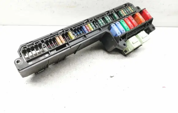 BMW 5 E60 E61 Fuse module